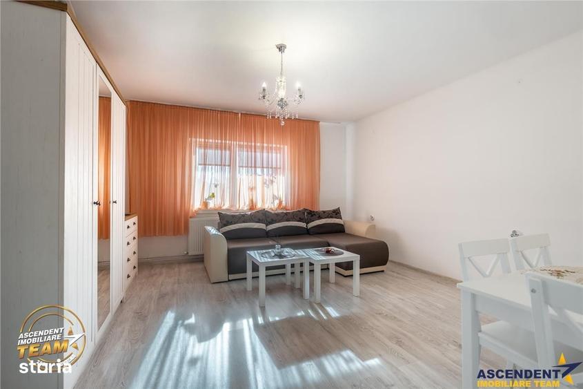 Casă cu 2 camere cu Teren 186 Mp în Simeria