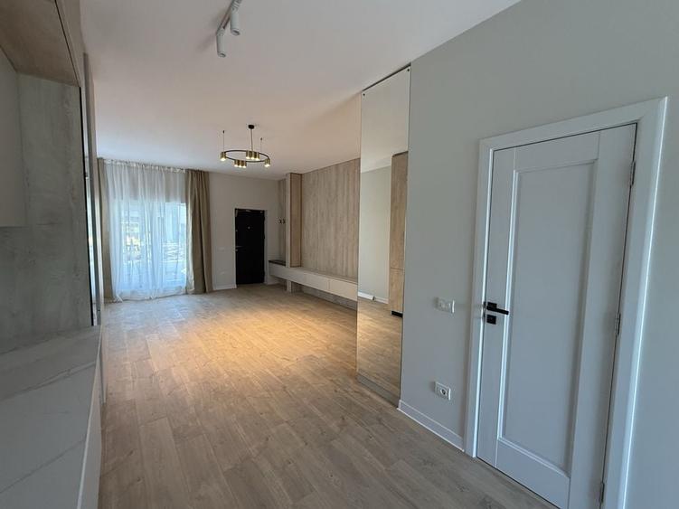 Casă cu 3 camere în Orizont