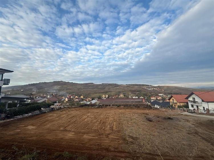 Teren intravilan de 500 mp, în Sâncraiu de Mureș