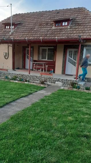 Casă cu 2 camere în Central