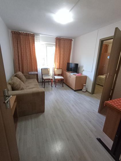 Apartament cu 2 camere semidecomandat în Tomis Nord
