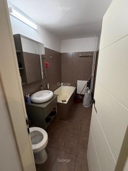 Garsonieră decomandată, mobilată în Mihai Bravu