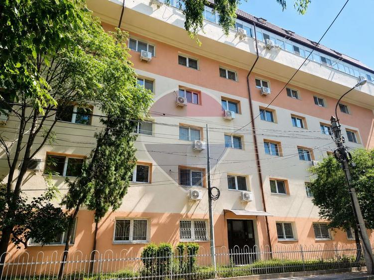 Garsonieră semidecomandată, mobilată în Vitan