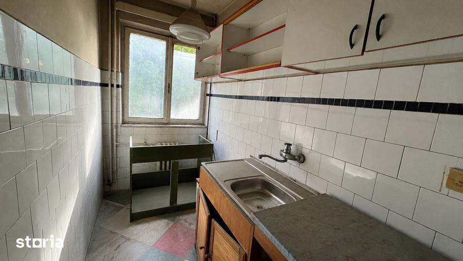 Apartament cu 4 camere în Tipografilor
