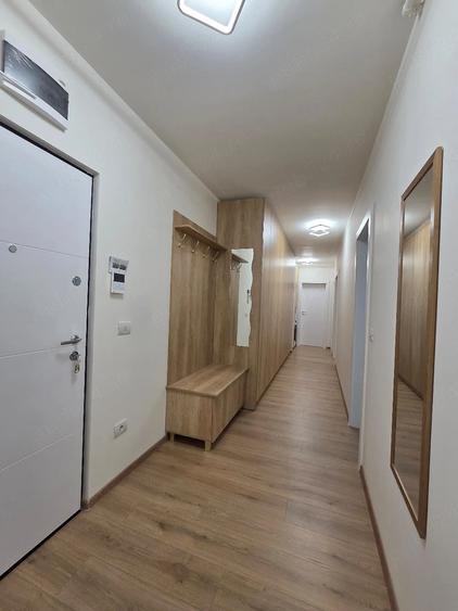 Apartament cu 3 camere decomandat în Aradului