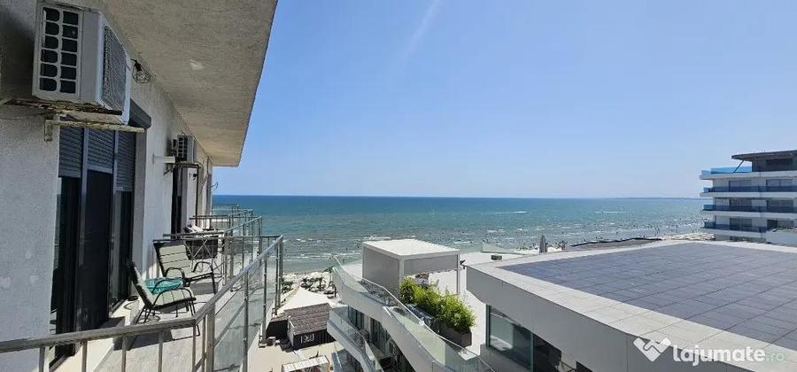 Garsoniera , prima linie la mare - 1