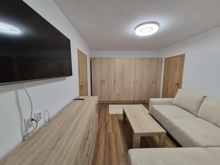 Apartament cu 2 camere semidecomandat în Take Ionescu