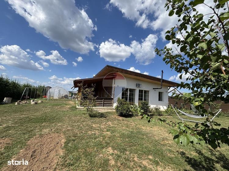 Casă cu 4 camere în Ciofliceni