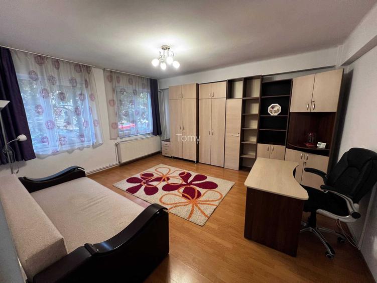 Apartament cu 1 Camera de Inchiriat Str. Horea 37, Cluj-Napoca, Dupa Facultatea De Litere