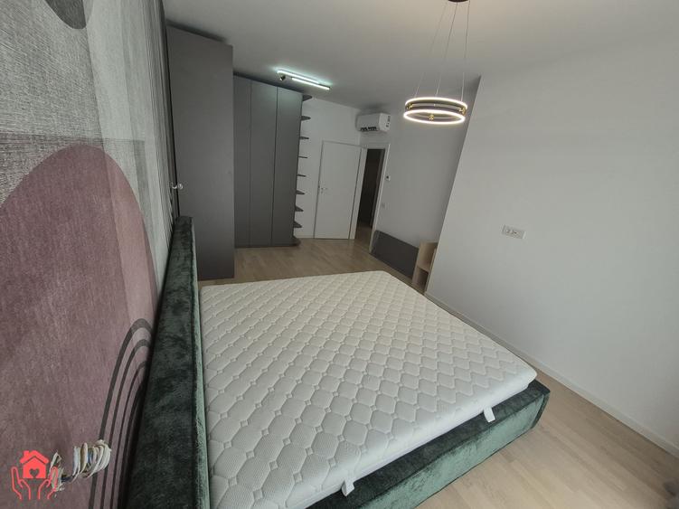 Apartament cu 2 camere semidecomandat, mobilat în Băneasa