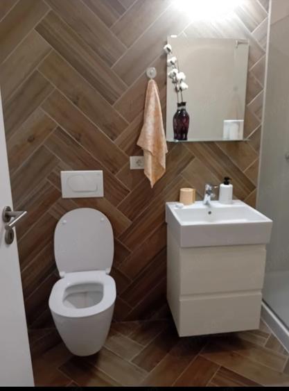 Apartament cu 3 camere decomandat în Circumvalațiunii
