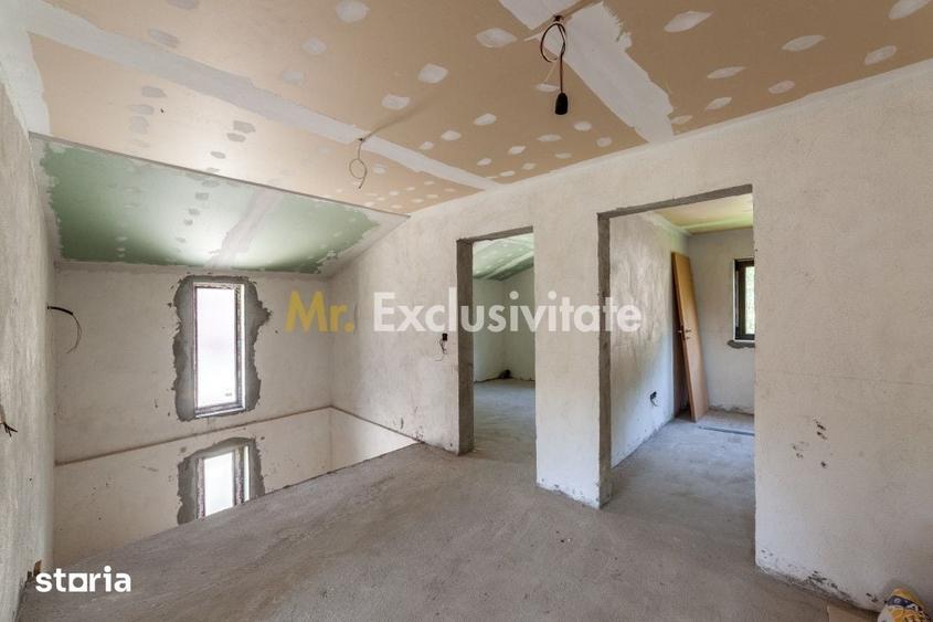 Casă cu 4 camere cu Teren 1012 Mp în Merișani