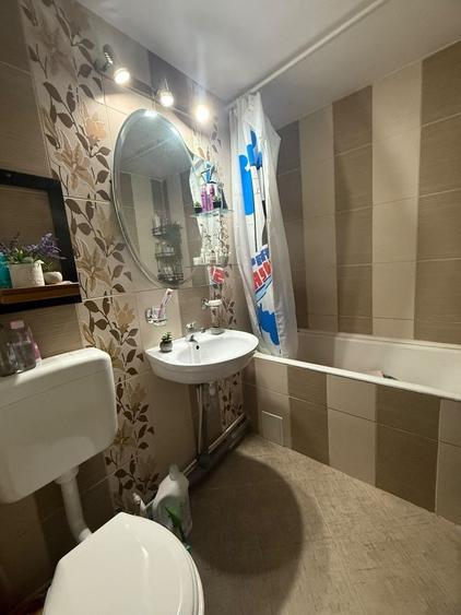 Apartament cu 2 camere decomandat în Rogerius