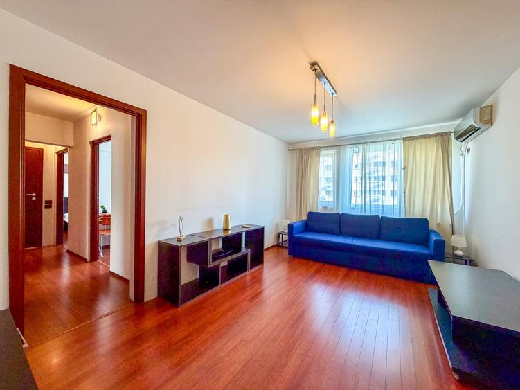 Apartament cu 3 camere semidecomandat, mobilat în Dristor