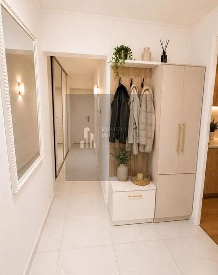 Apartament cu 3 camere decomandat, mobilat în Titan