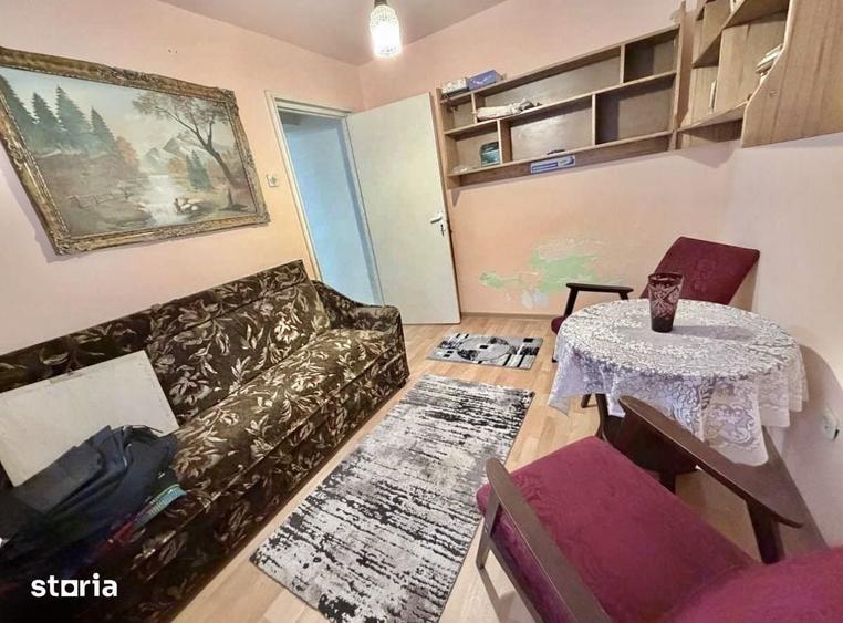 Apartament cu 3 camere decomandat în Dâmbu Pietros