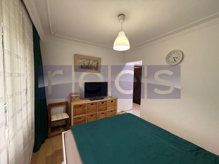 Apartament cu 4 camere în Berceni