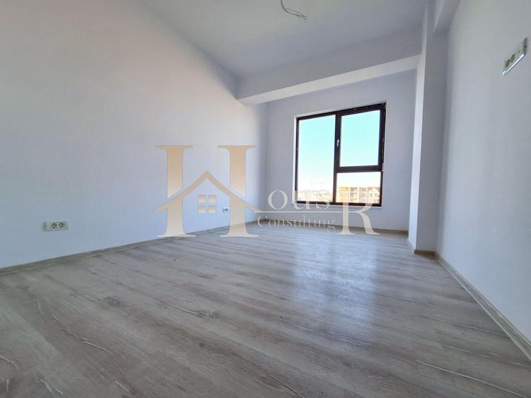 Apartament cu 3 camere decomandat în Girocului