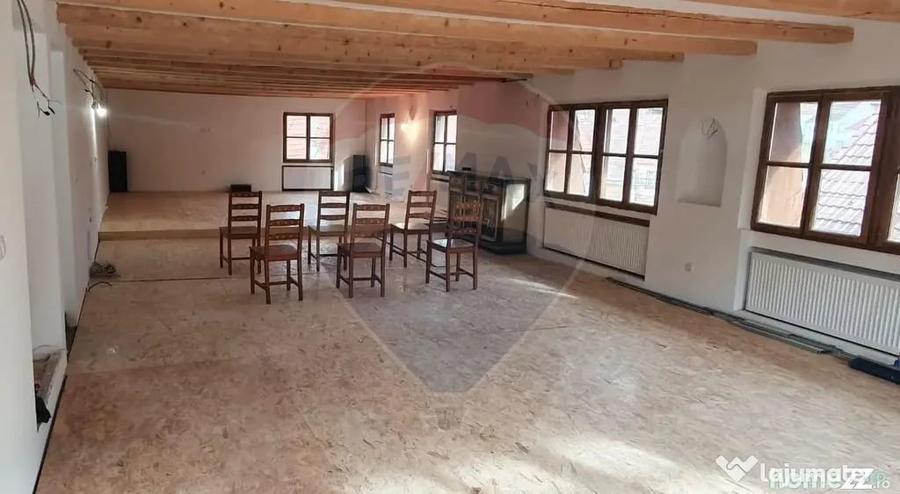 Casă cu 3 camere cu Teren 360 Mp în Cisnădioara