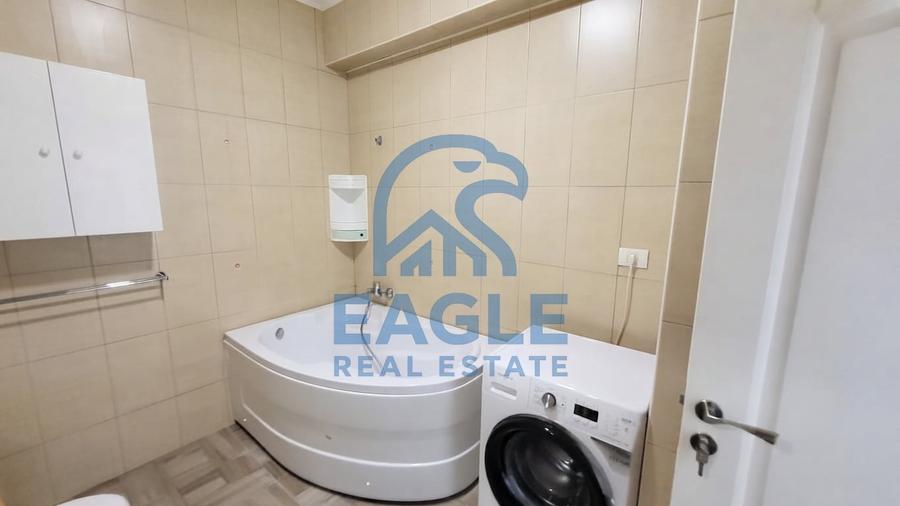 Apartament cu 2 camere nedecomandat, mobilat în City Park Mall