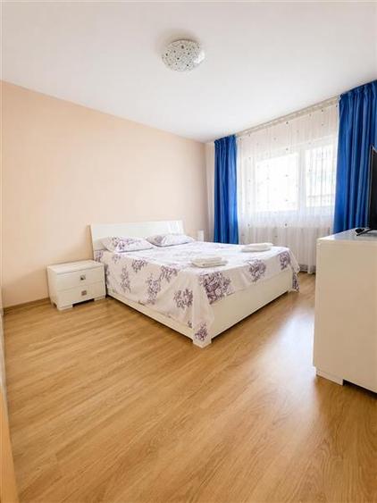 Apartament cu 2 camere decomandat în Tractorul