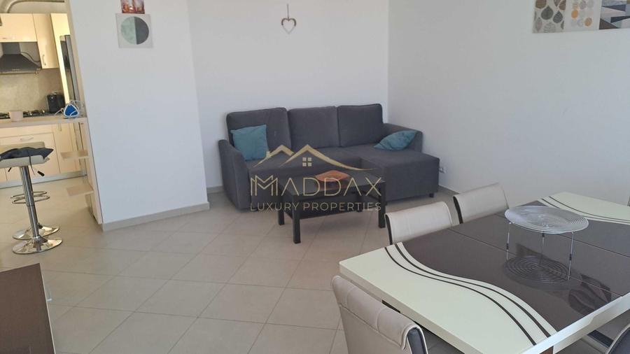 Apartament cu 2 camere decomandat, mobilat în Parcul Carol