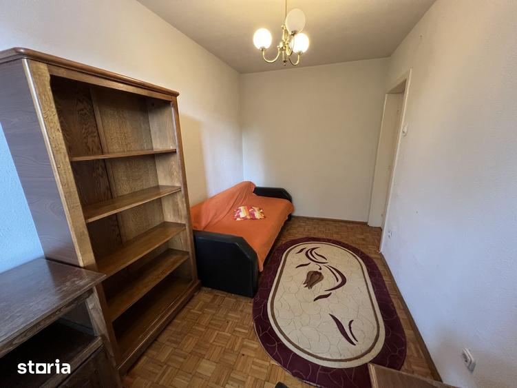 Apartament cu 3 camere decomandat în Calea Dumbrăvii