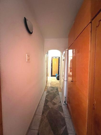Apartament 3 camere 68mp Bradet -garaj langa bloc Pret 88.000eur neg - 6