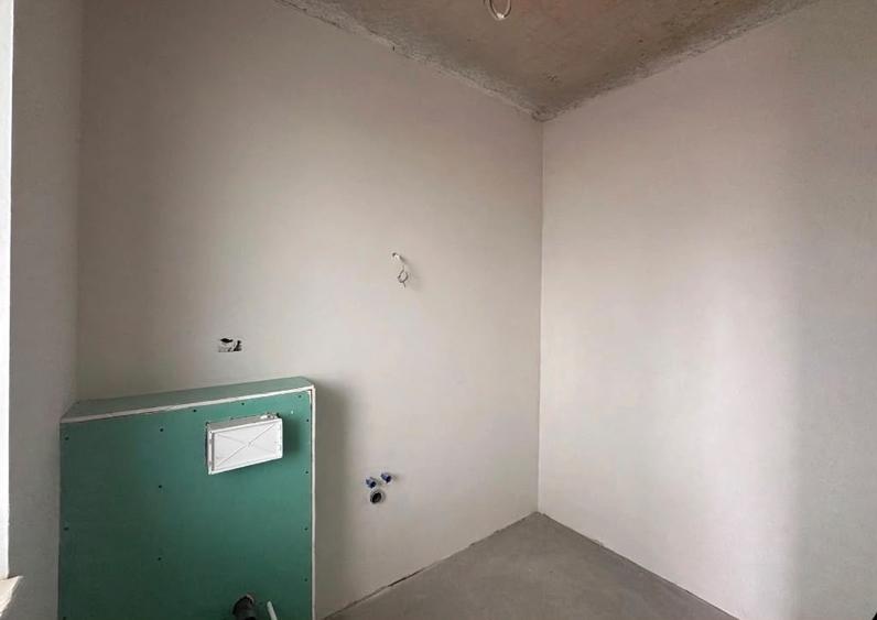 Duplex cu 5 camere cu Canalizare în Ghiroda