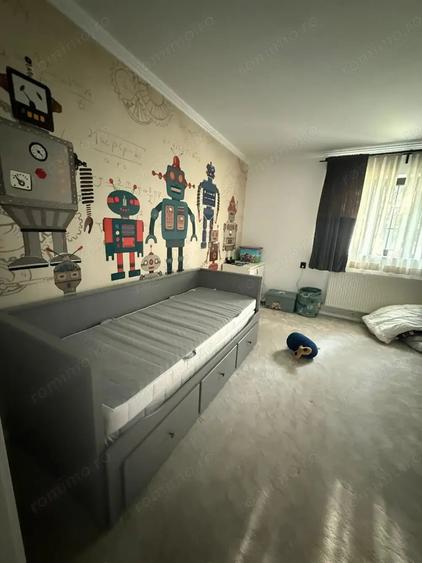 Casă cu 5 camere cu Teren 114 Mp în Chișoda