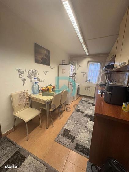 Apartament cu 2 camere semidecomandat, mobilat în Bartolomeu