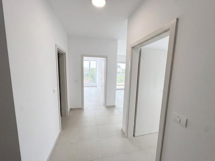 Apartament cu 2 camere decomandat în Lipovei