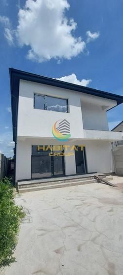 Duplex cu 4 camere cu Canalizare în Nord-Est