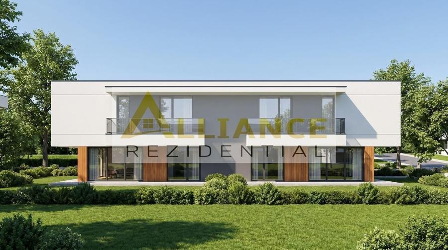 Duplex cu 4 camere decomandat cu Canalizare în Central