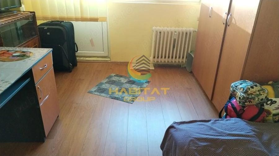 Apartament cu 4 camere decomandat în Alexandru Obregia
