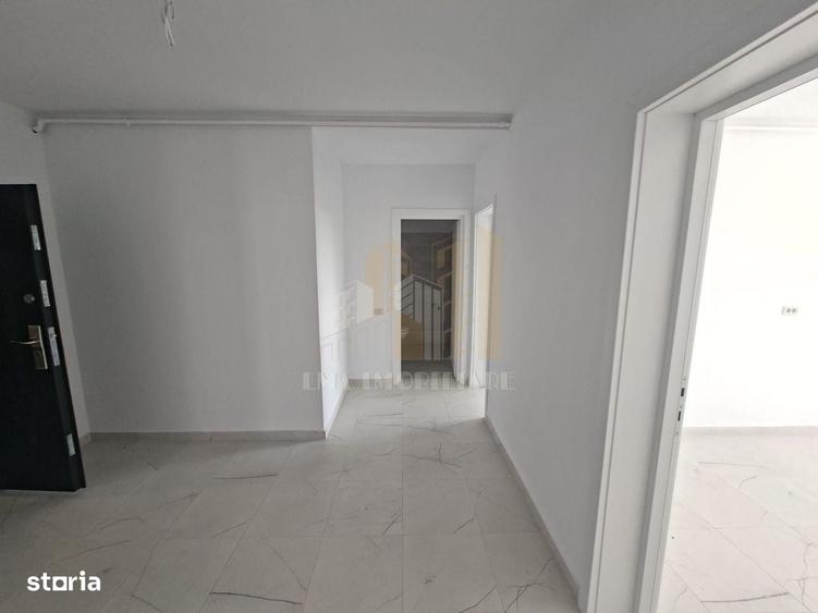 Apartament cu 3 camere decomandat în Sânpetru