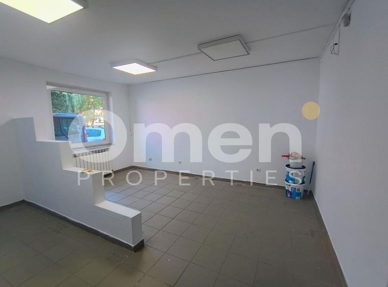 Spațiu comercial, de 100 mp, în Central