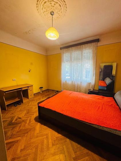 Duplex cu 5 camere cu Canalizare în Cantemir