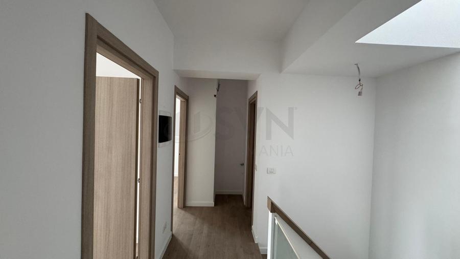 Casă individuală cu 4 camere cu Canalizare în Nord