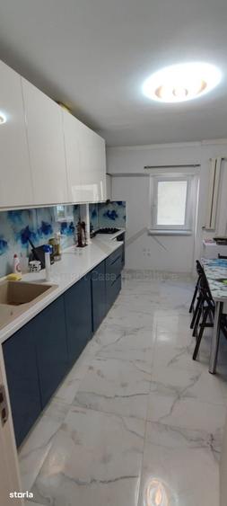 Apartament cu 3 camere decomandat în Dacia