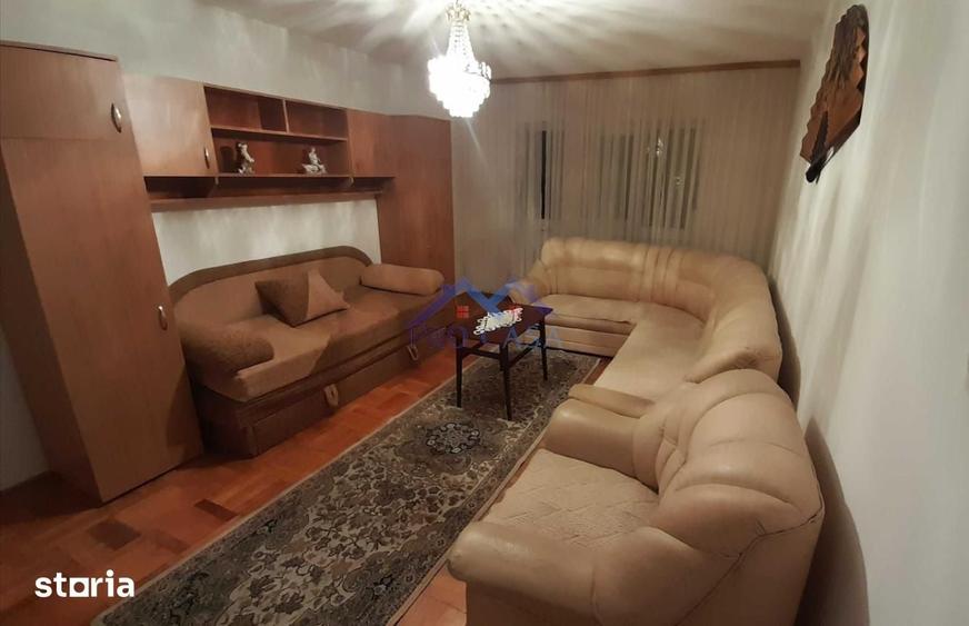 Apartament cu 2 camere decomandat în Ampoi 3