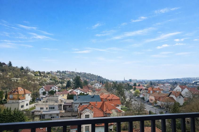 Penthouse cu 4 camere decomandat, mobilat în Grigorescu