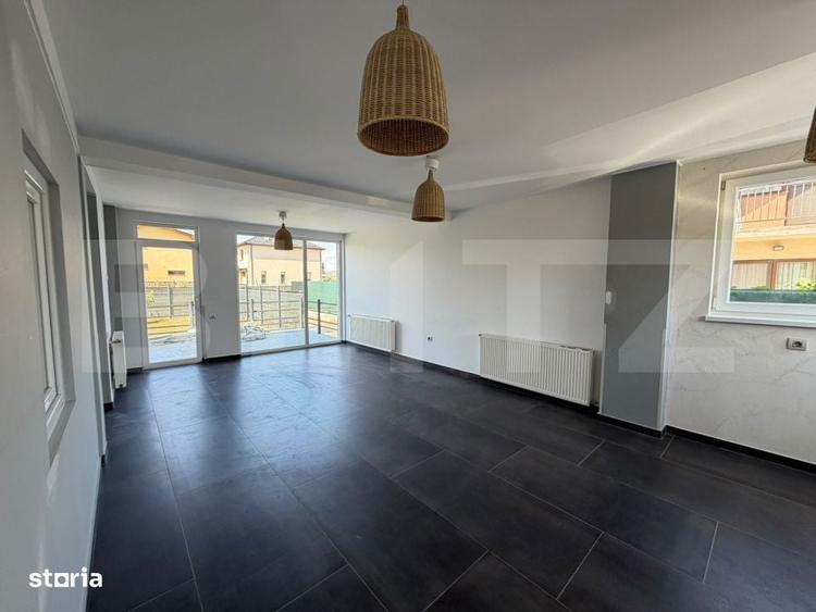Spațiu comercial, de 390 mp, în Luna