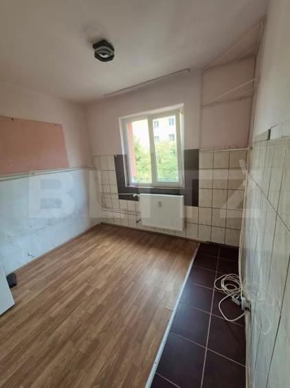 Garsonieră decomandată, mobilată în Mănăștur