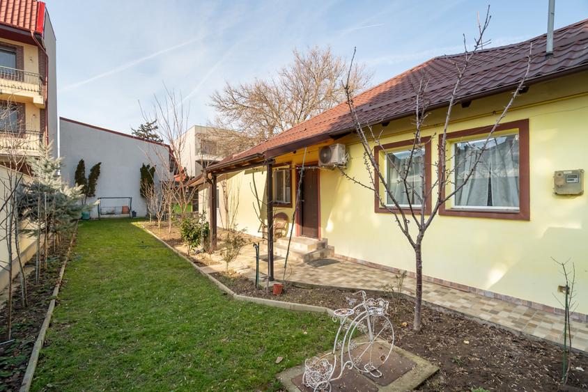 Casă individuală cu 3 camere cu Canalizare în Bucureștii Noi