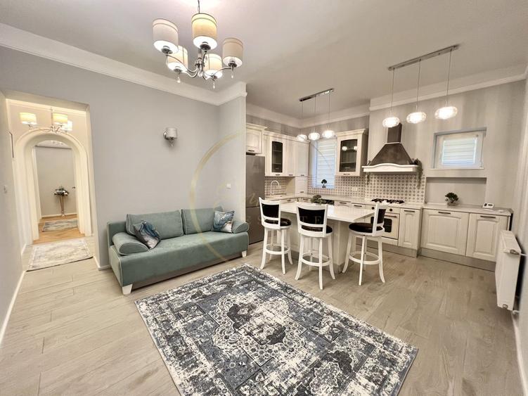 Apartament cu 3 camere, mobilat în Ultracentral