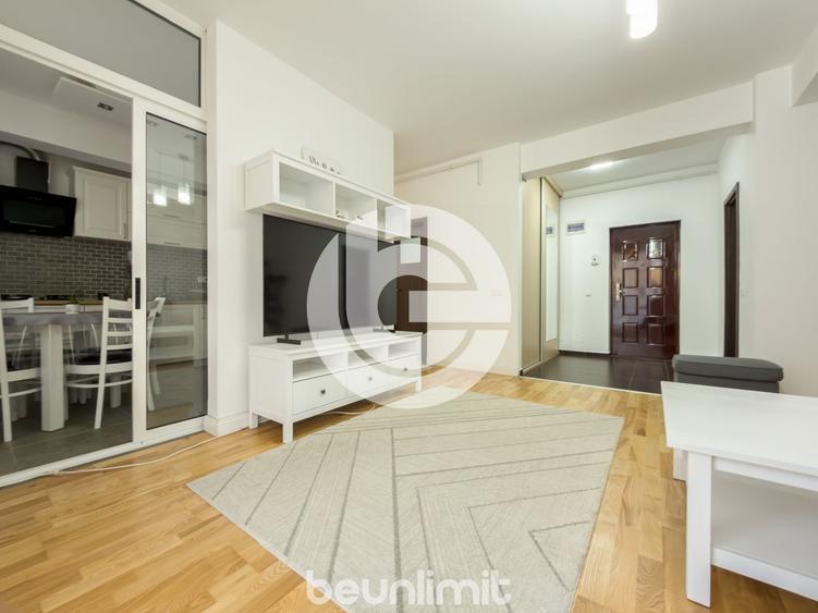 Apartament cu 3 camere semidecomandat, mobilat în Turnișor