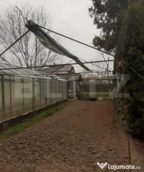 Casă cu 6 camere cu Teren 912 Mp în Pucioasa