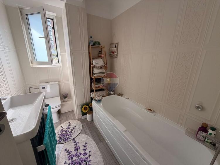 Duplex cu 4 camere cu Teren 200 Mp în Theodor Pallady