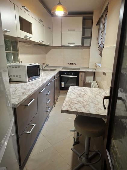 Apartament cu 2 camere decomandat în Exterior Vest